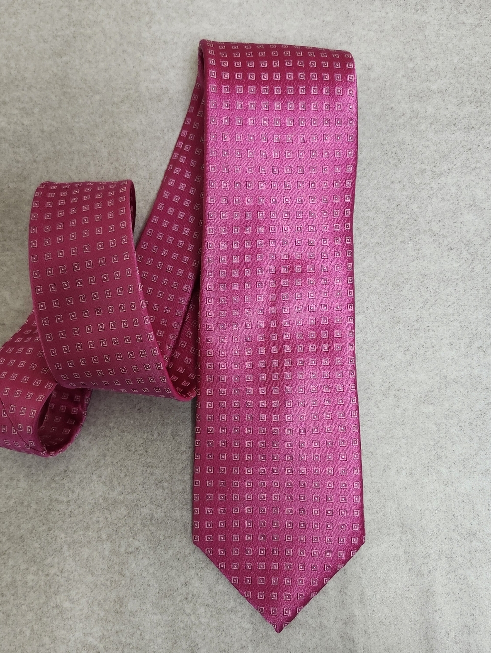 Cromwell & Sons Tie Pink Maeve Classic 58" Length EC